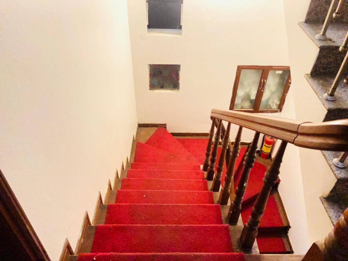 Oyo 1119 Sac Mau Motel Ханой Екстер'єр фото